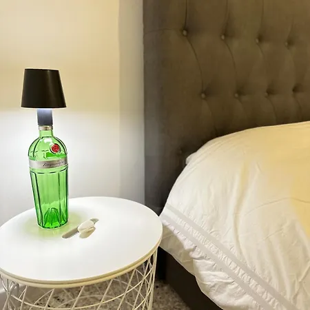Ca' Mirabello 아파트 *