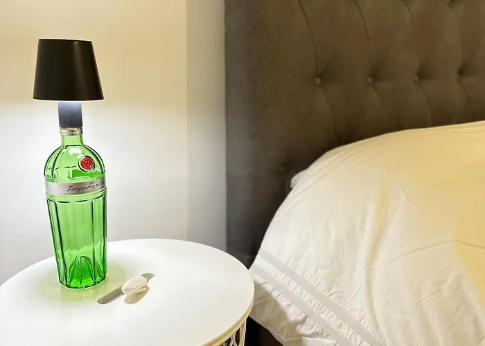 Ca' Mirabello 아파트 *